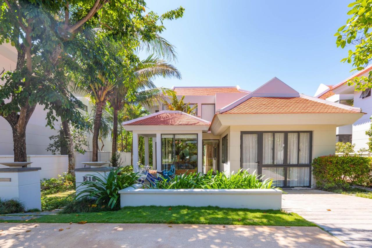 Emblem Sea 2 Bedroom Villas Danang Exterior photo