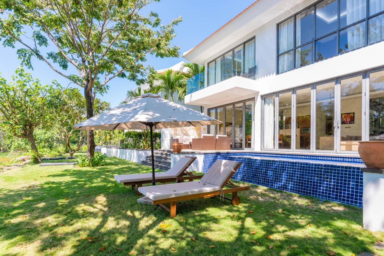 Emblem Sea 2 Bedroom Villas Danang Exterior photo